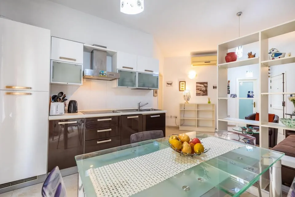 1 Bed 1 Bath Apartment in Gżira