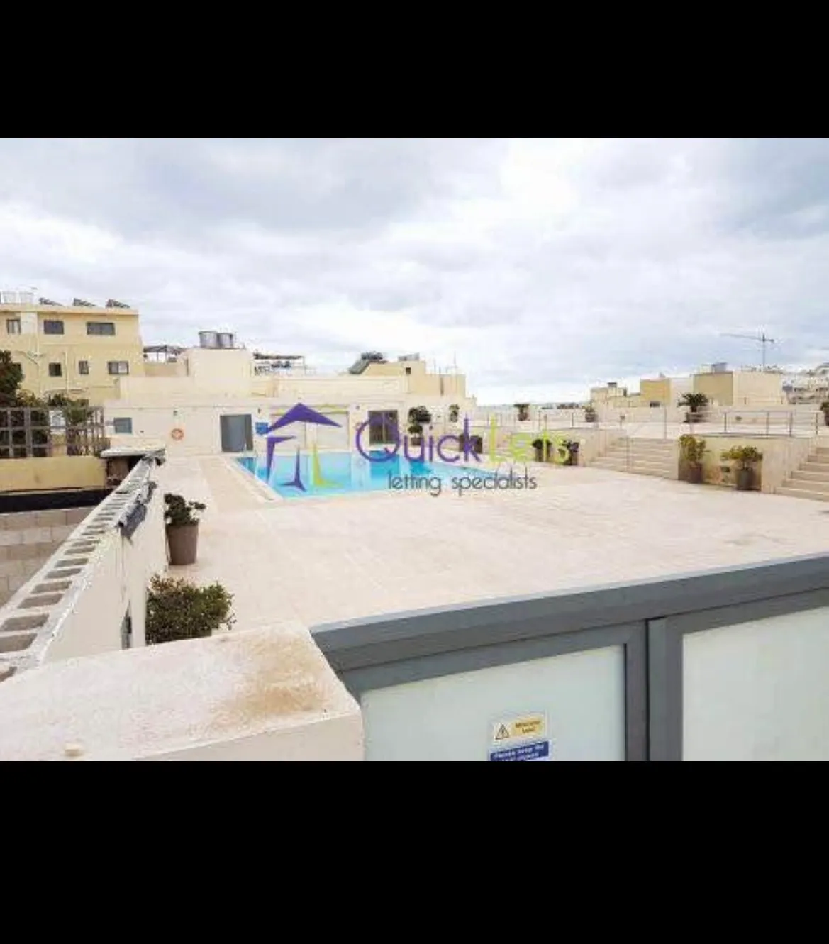 SEA VIEW TERRACED HOUSE