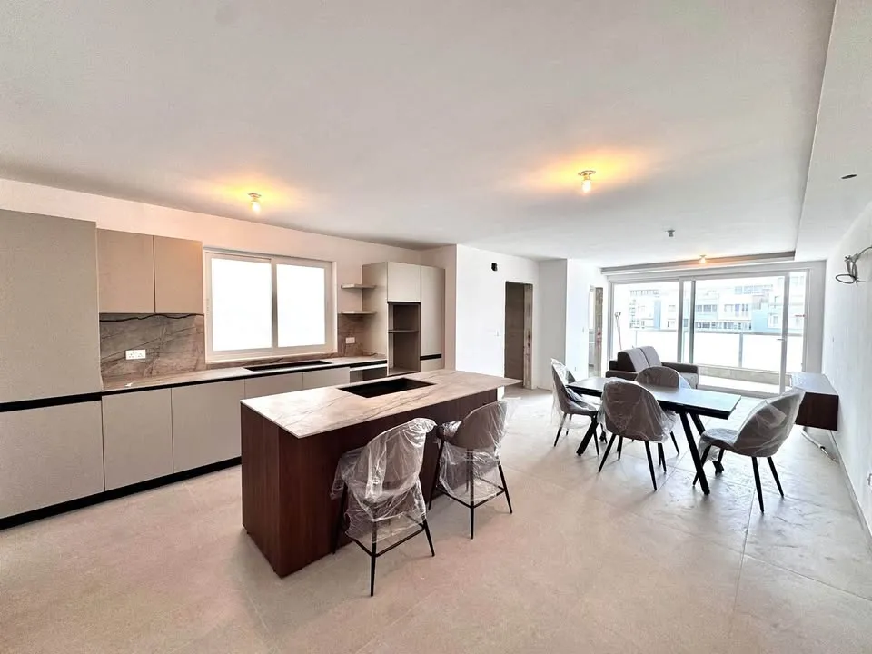 Brand-new 2-bedroom apartment in Qawra