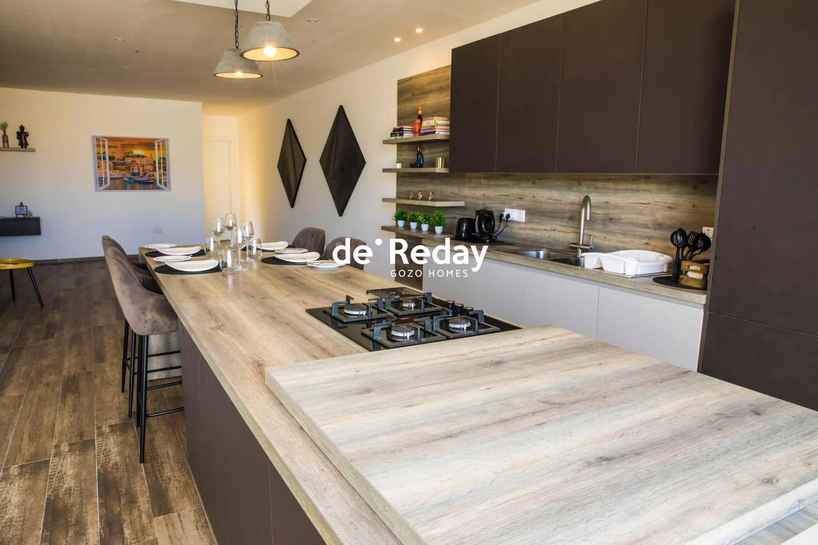 Luxury Penthouse in the Heart of Victoria