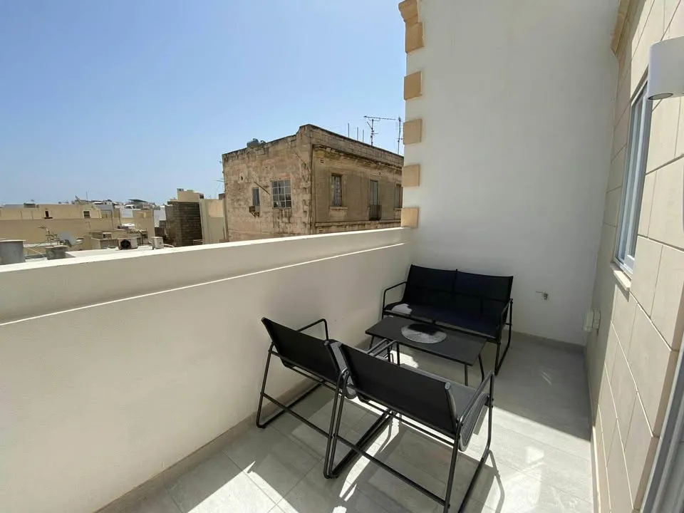 Duplex Apartment in Heart of Sliema