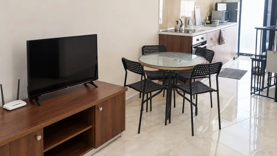 Modern 1-Bedroom Penthouse in Paola