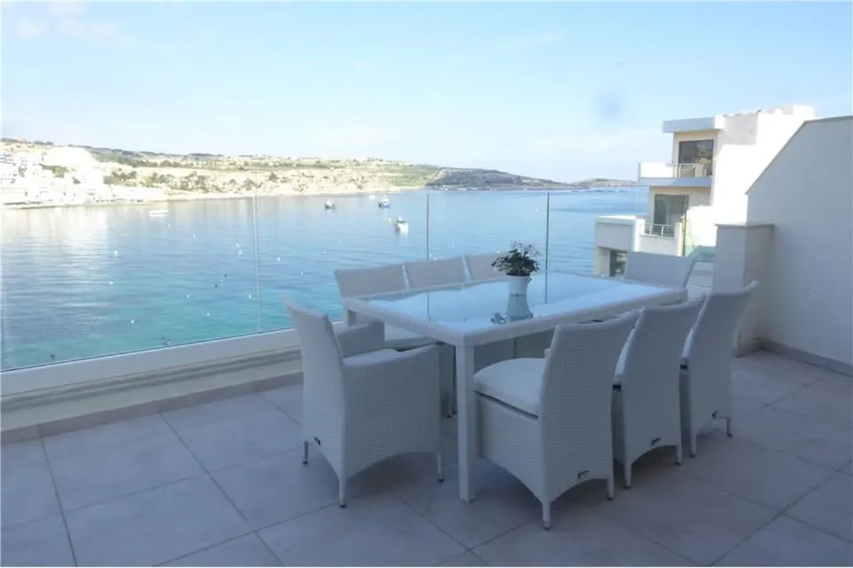 St. Paul's Bay 3 Bedroom Corner Apartment with Sea Views