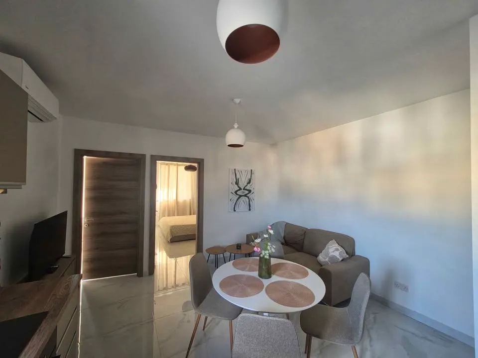 St Paul’s Bay | Modern 2-Bedroom Apartment – €1,300/Month