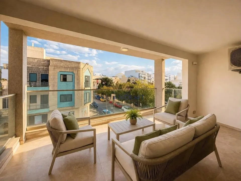 SPACIOUS 3-BEDROOM APARTMENT | SWIEQI