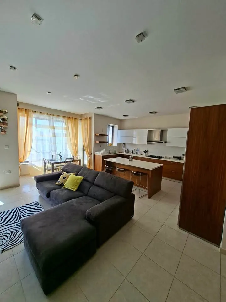 Apartment in Għaxaq