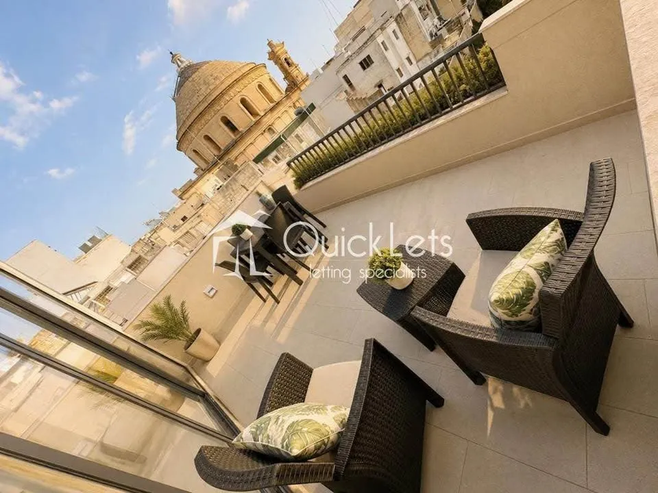 2 Bedroom Apartment in Mosta