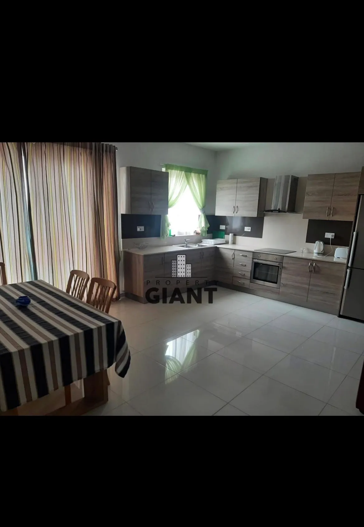 NAXXAR - A fully furnished, fully air conditioned 2 bedroom 2 bathroom apartment