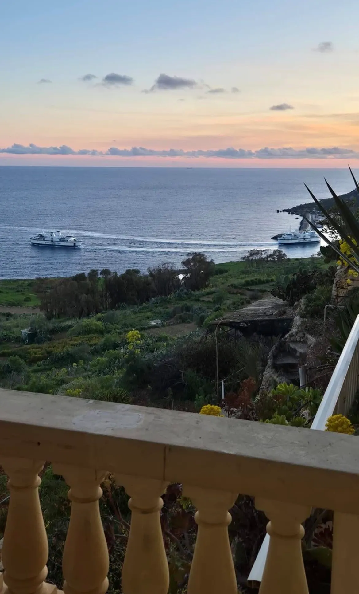 Luxury 2-Bedroom | 2-Bathroom Apartment | Spectacular Sea Views | Price Negotiable