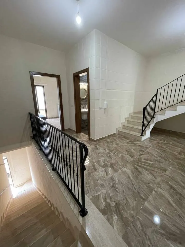 3 bedroom maisonette in Għajnsielem
