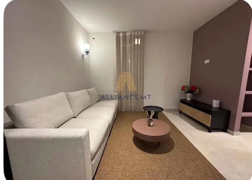 Elegant and charming one-bedroom apartment in Pembroke