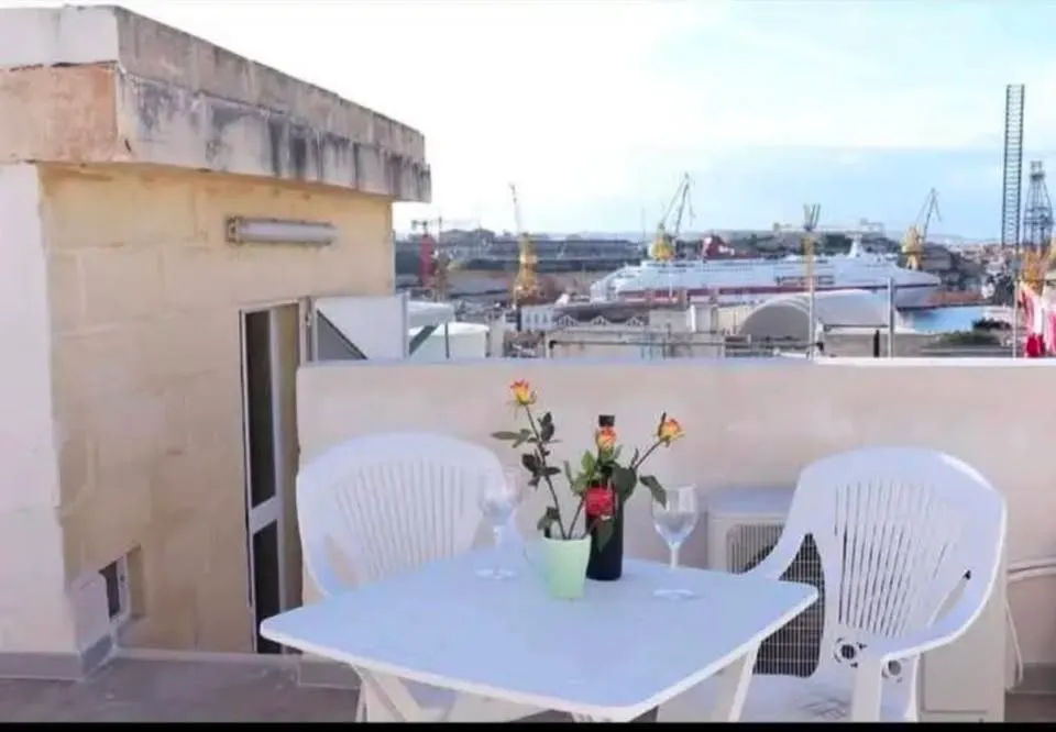 1 bedroom studio penthouse