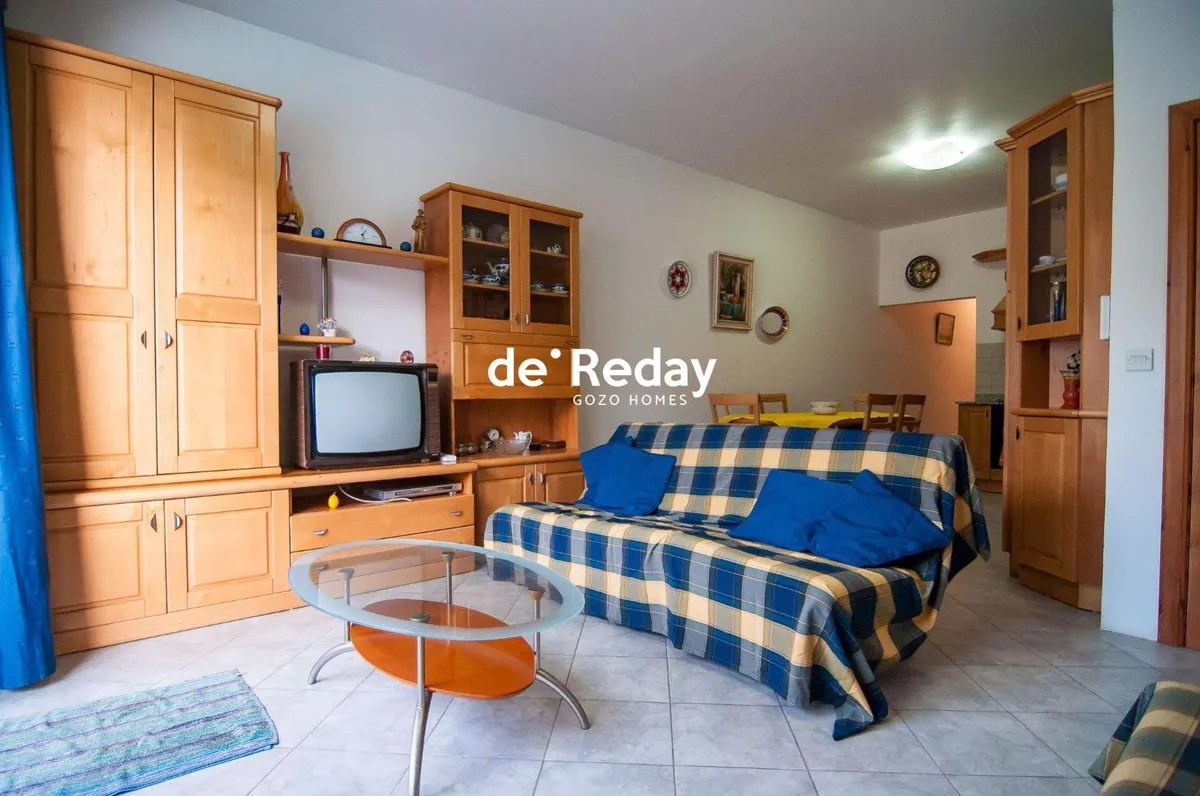 Lovely 2 Bedroom Apartment with Open Sea Views