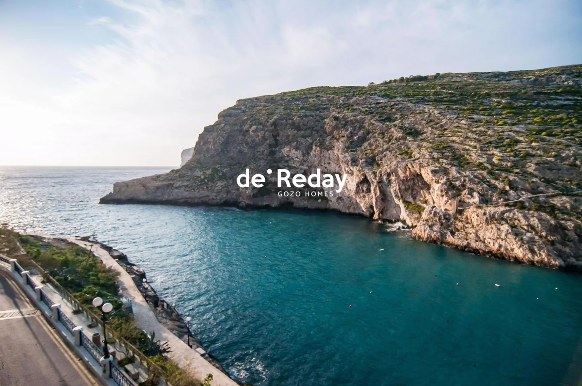 Lovely 2 Bedroom Apartment with Open Sea Views