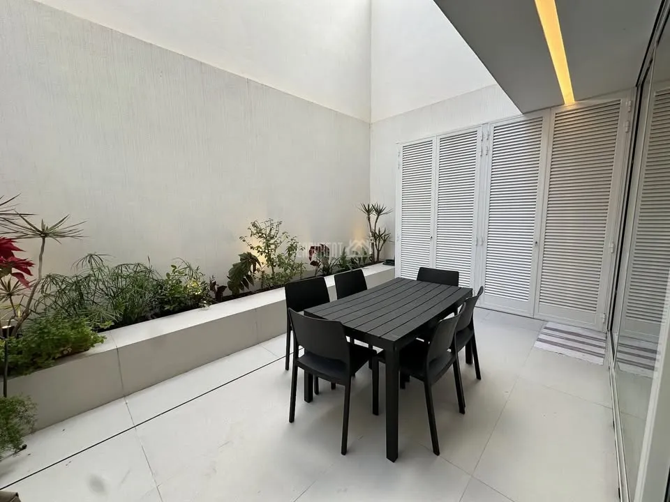 2 bedroom maisonette for rent in Għargħur