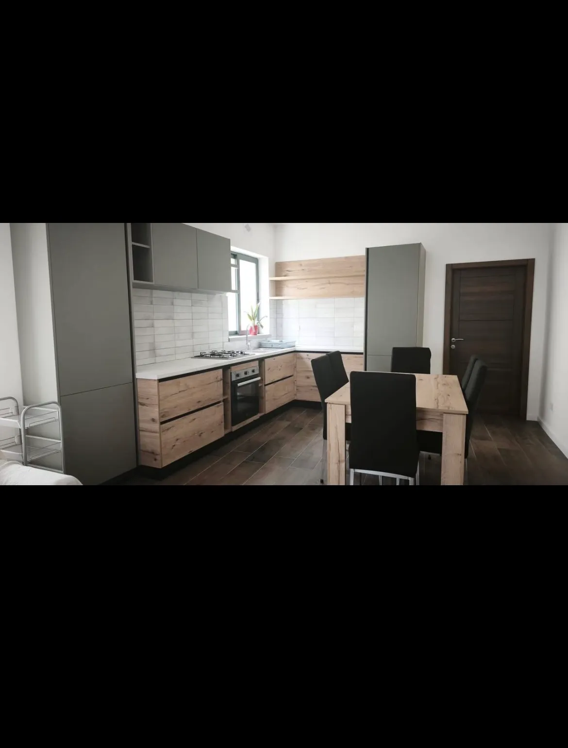 Newly built, never lived-in modern house