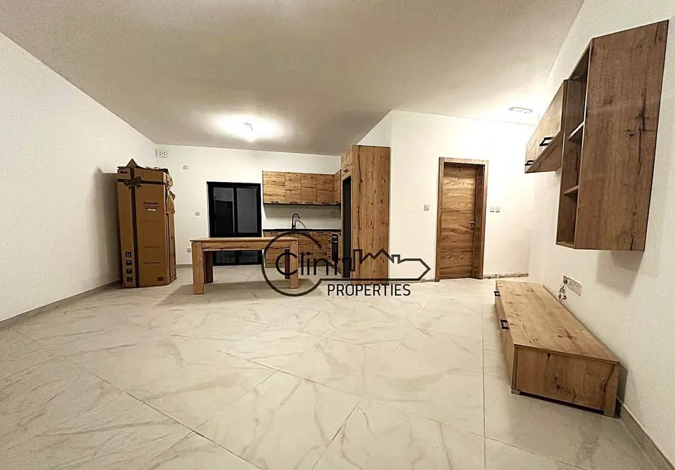 Three bedroom Apartment in Mqabba for Rent