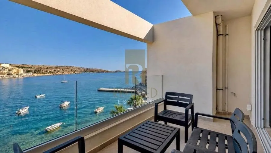 Beautiful Seafront Apartment in San Pawl il-Baħar
