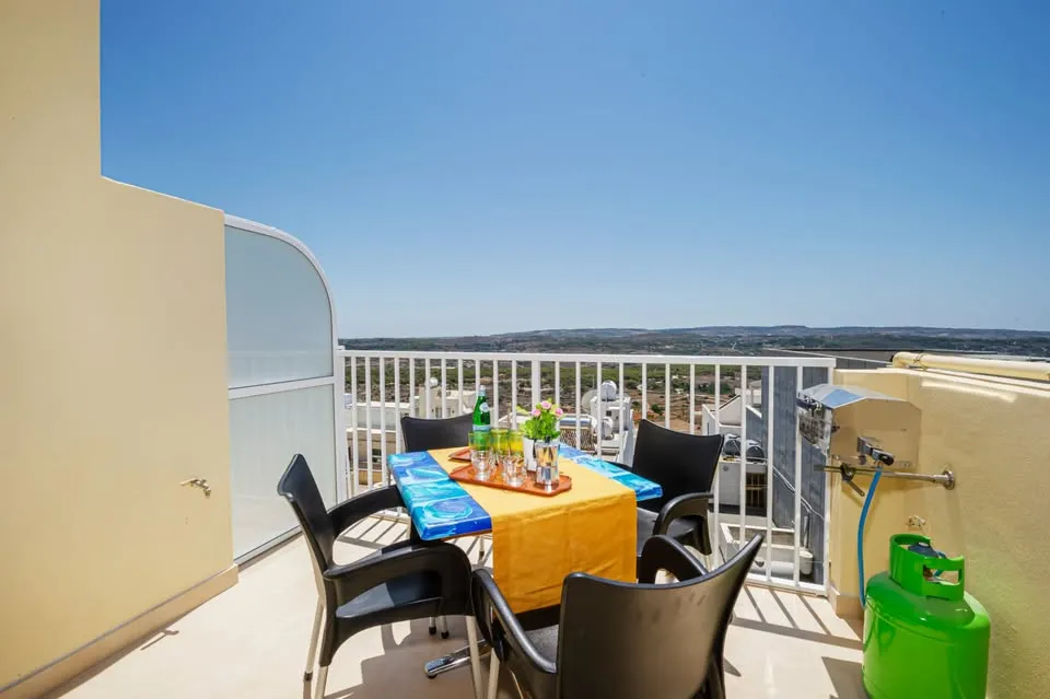 Furnished Apartment for Rent in Bugibba