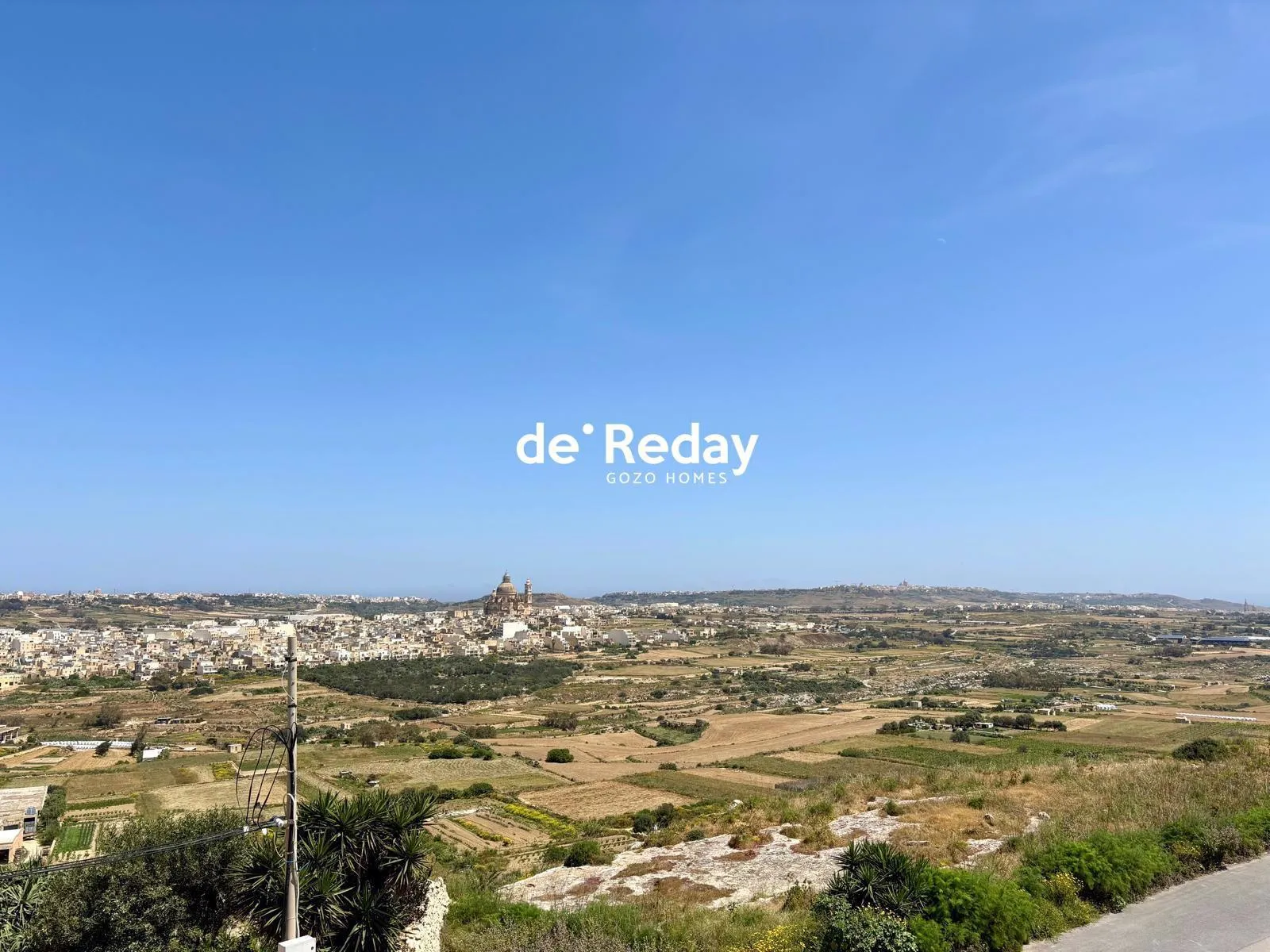 Renovated Spacious Apartment with Open Views
