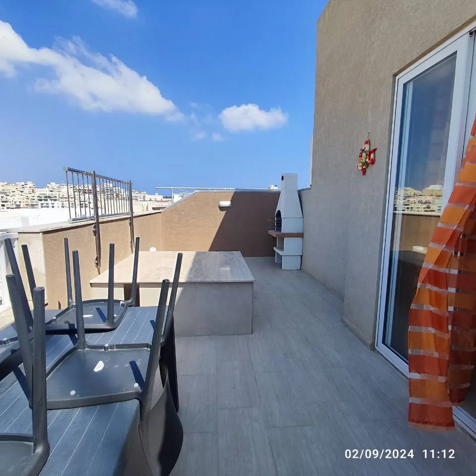 Penthouse for Rent in Marsaskala
