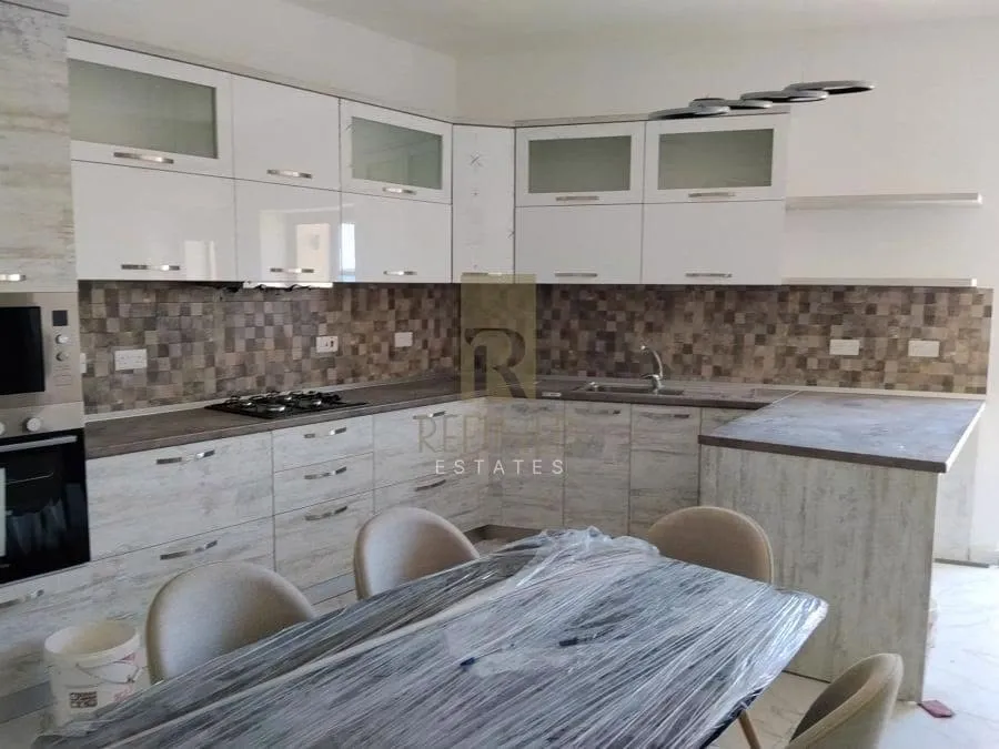3 Bedroom Apartment in Marsaxlokk