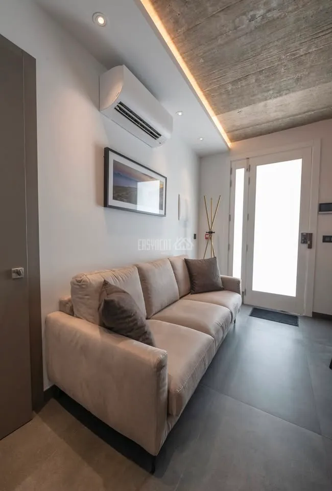 SWIEQI | 1 BEDROOM MAISONETTE | €1,100/MONTH