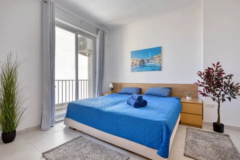 Double Bedroom Apartment in Sliema, Gzira