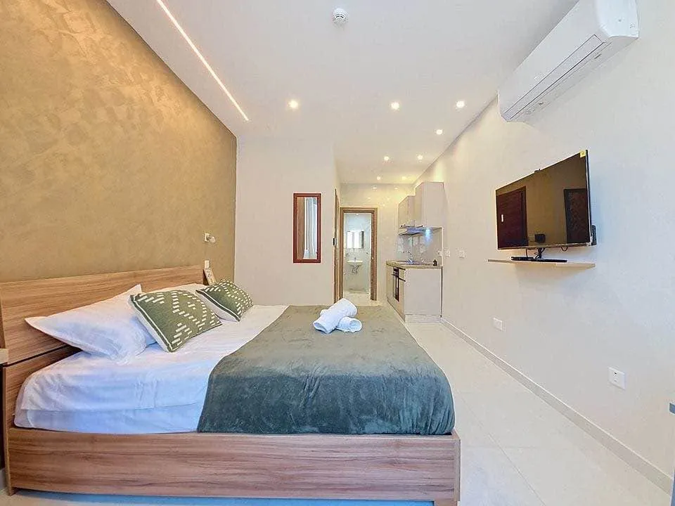 Studio Apartment near Balluta Bay in Swieqi