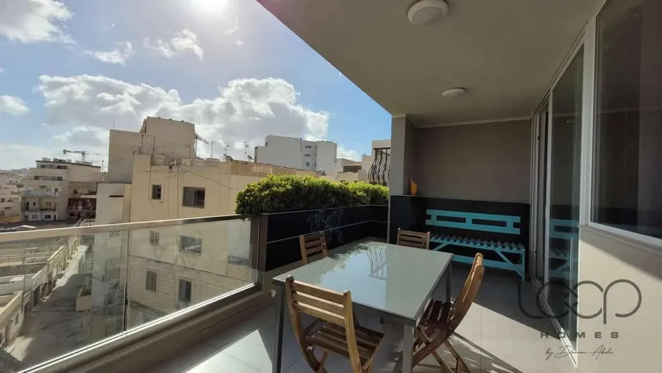 Highly Finished 2 Bedroom Apartment in Bugibba