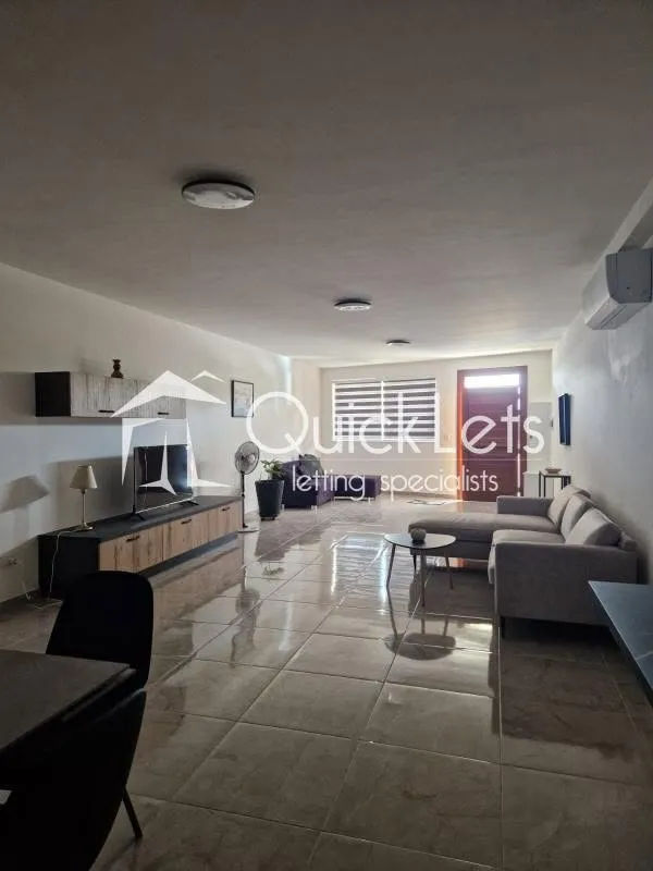 Ultra-Modern 3-Bedroom Maisonette in Marsaxlokk