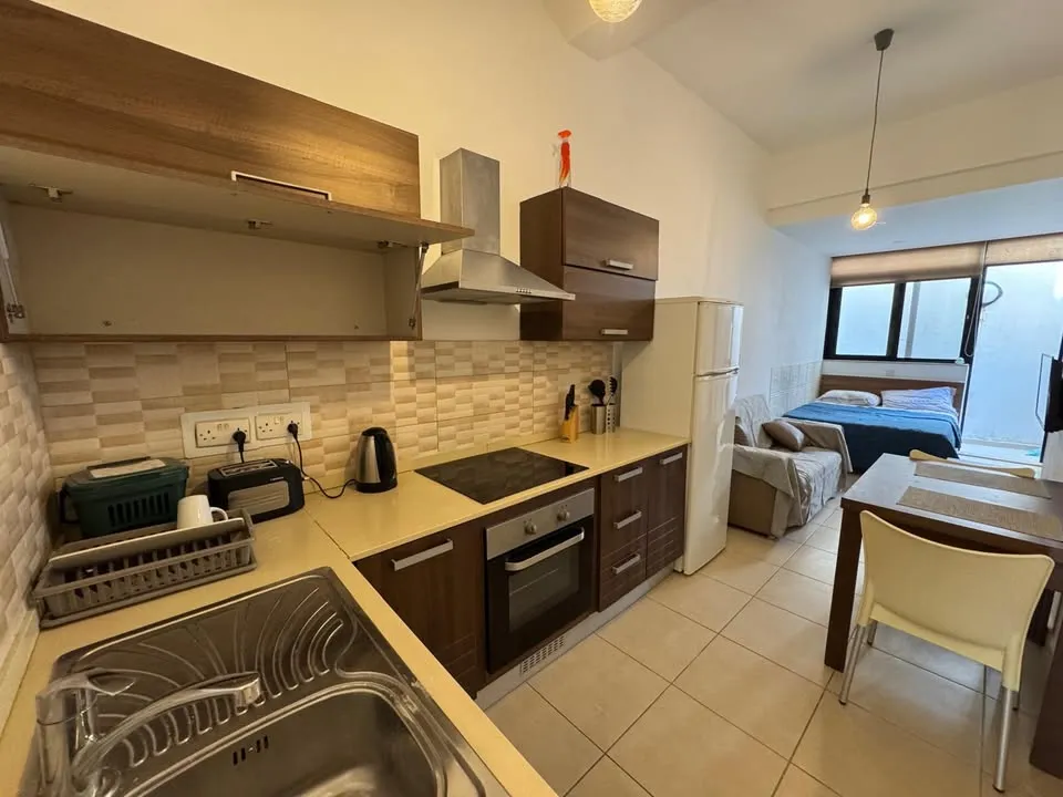 Studio 20 Meters from the Sea in Gzira