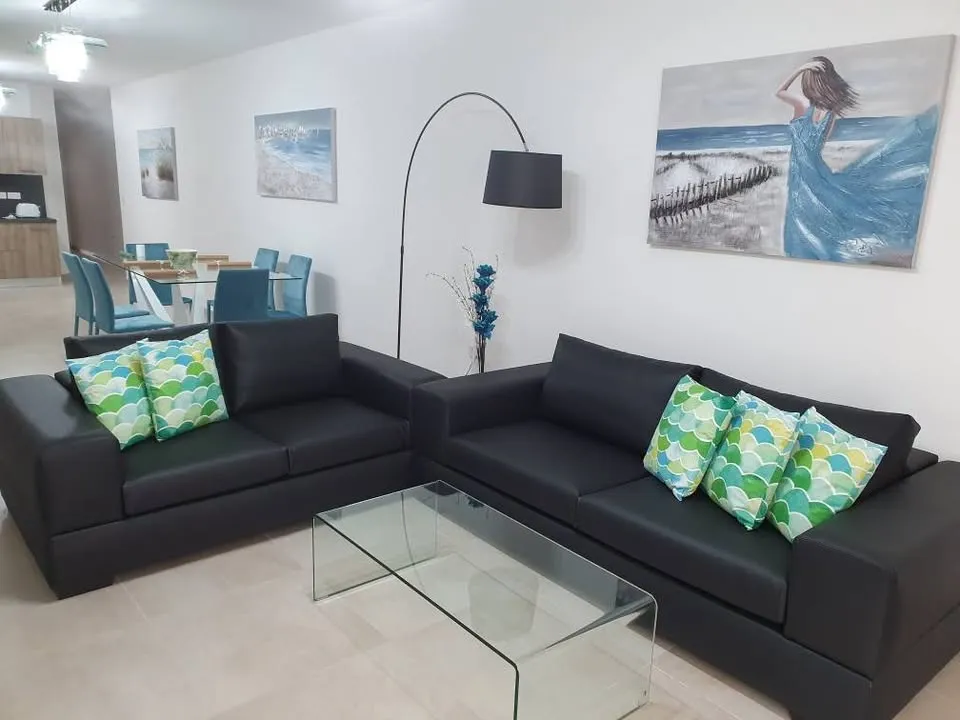Room with private bathroom in Pietà for Long Let