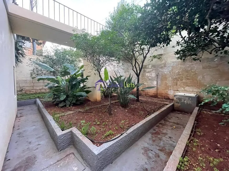 1 Bedroom Flat with Yard in Kappara/Baluta