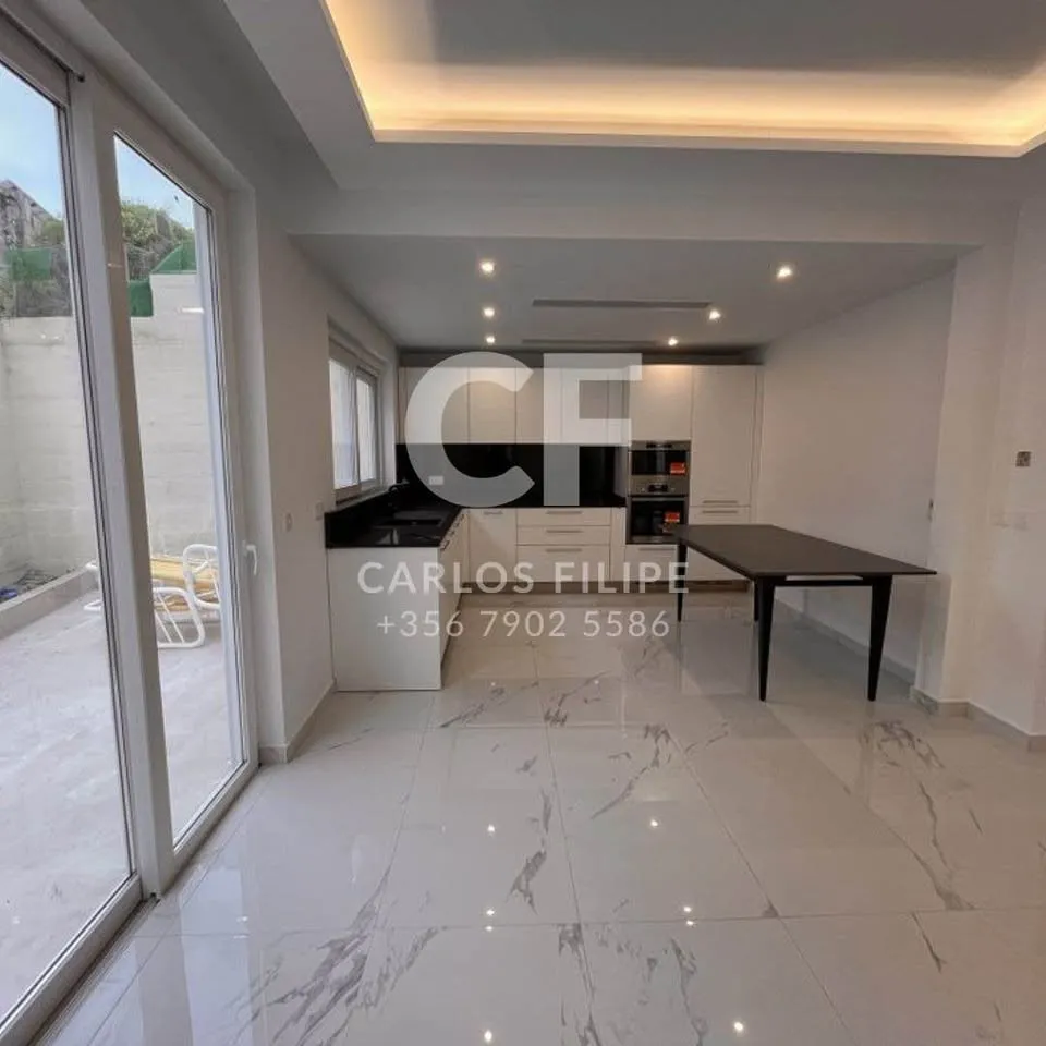 4 Bedroom House in Kappara