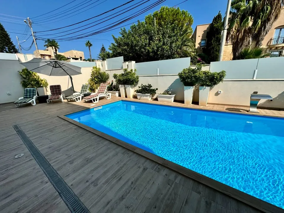Apartment with Pool in Swieqi