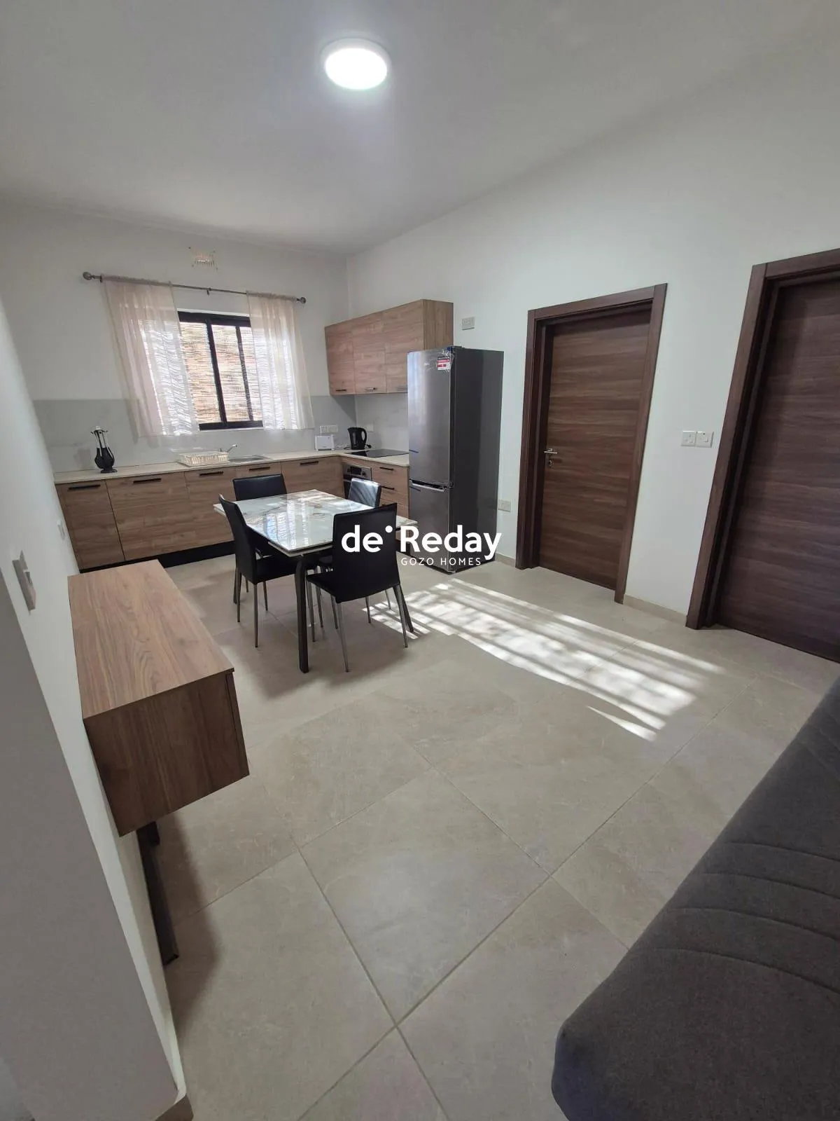 Charming 2 Bedroom Apartment in Fontana