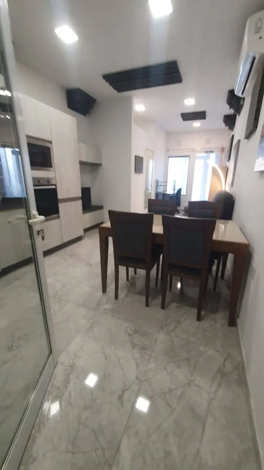 Modern 1-Bedroom Ground-Floor Maisonette in San Gwann