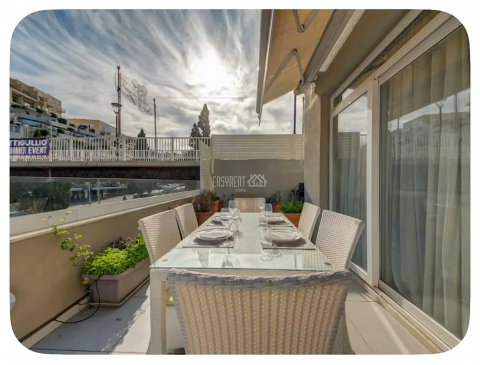 2 bedroom apartment in St Julians