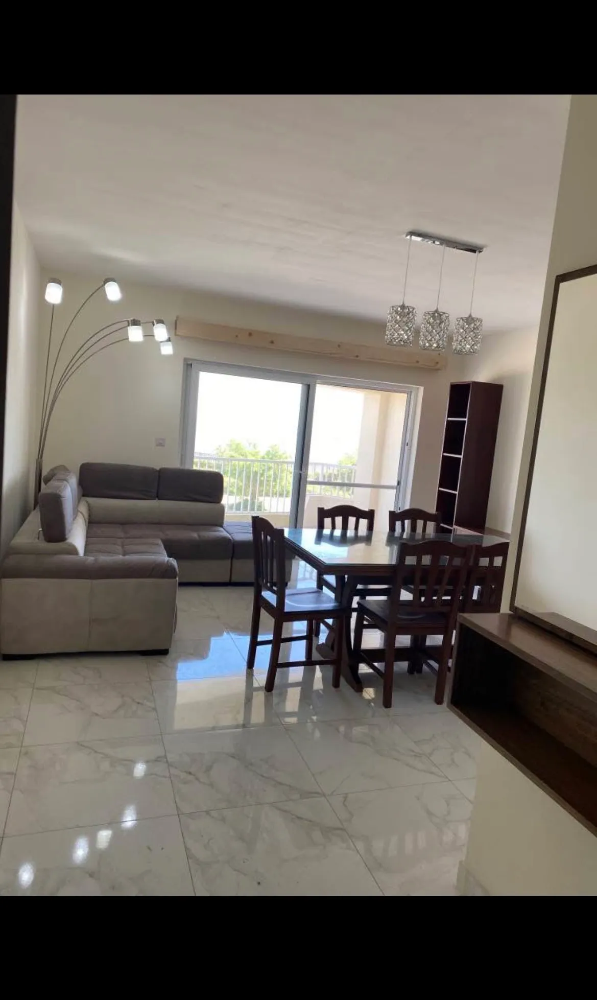 Stunning Seaside Apartment in Marsalforn, Gozo