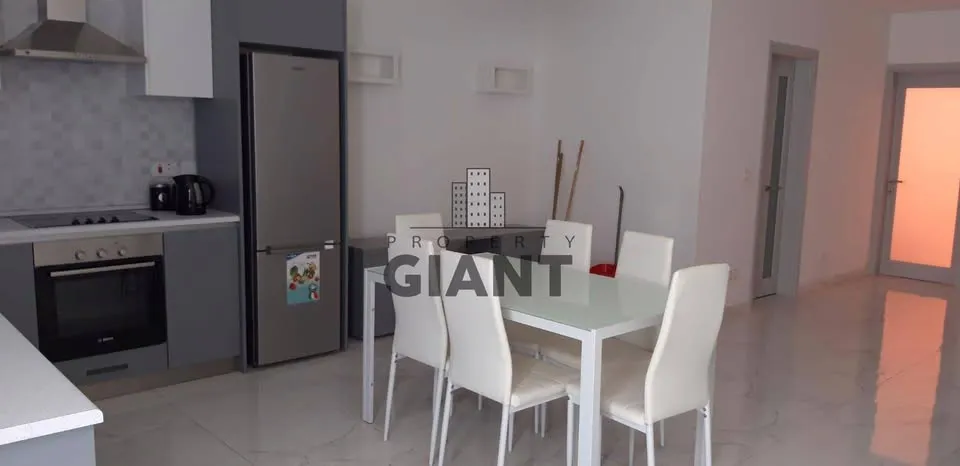 Recently furnished two bedroom ground floor maisonette in Swatar