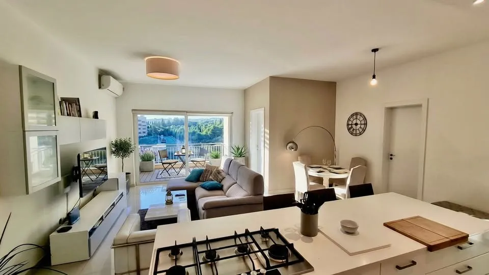 Direct from Owner - St-Julians 3 Bedroom Appartment