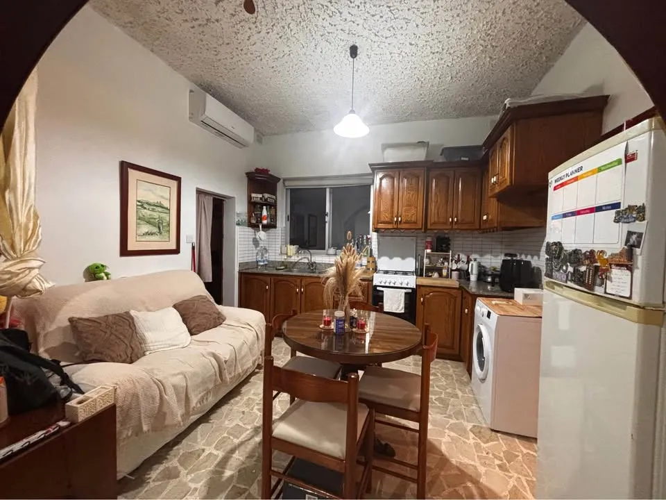 Msida studio apartment close to university