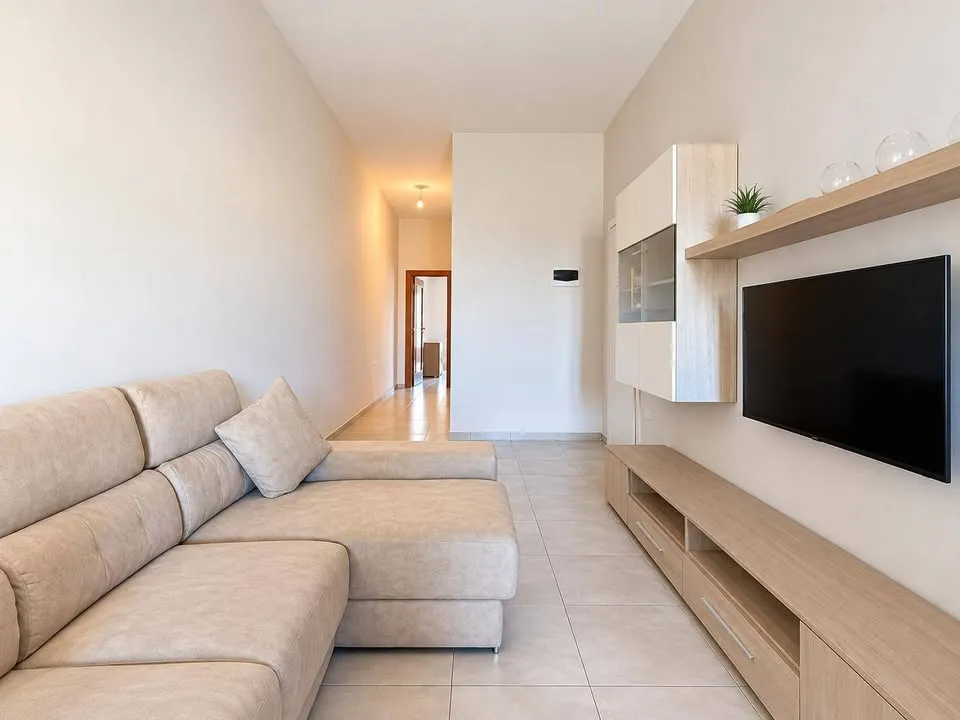 SLIEMA – 2-BED, 2-BATH APARTMENT – AVAILABLE NOW