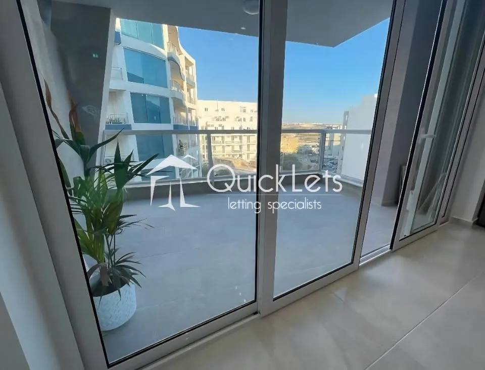 QAWRA , BARGAIN RENTAL – MODERN APARTMENT