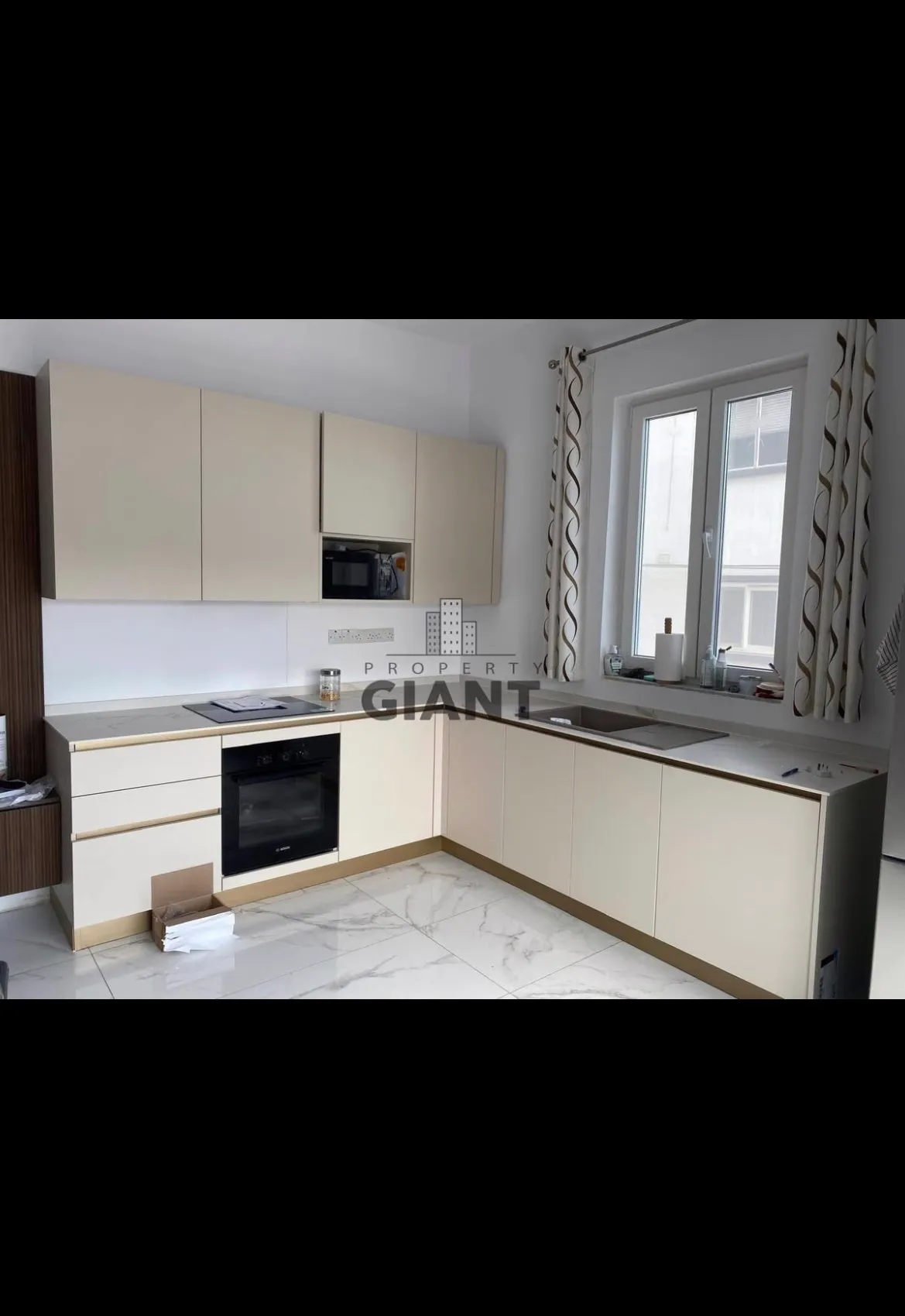 Modern Seafront Apartment in Marsaskala