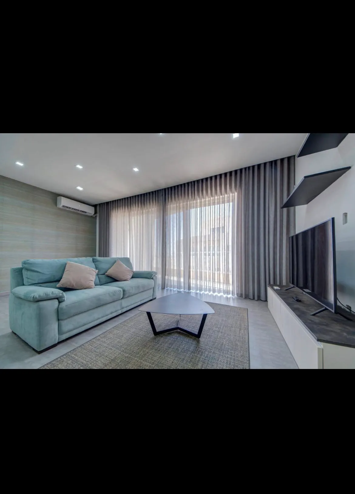 SWIEQI - Large 2 bedrooms 2 bathrooms apartment