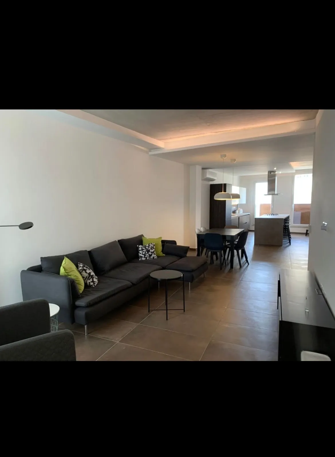 Modern 3 bedroom & 3 bathroom apartment in Sliema